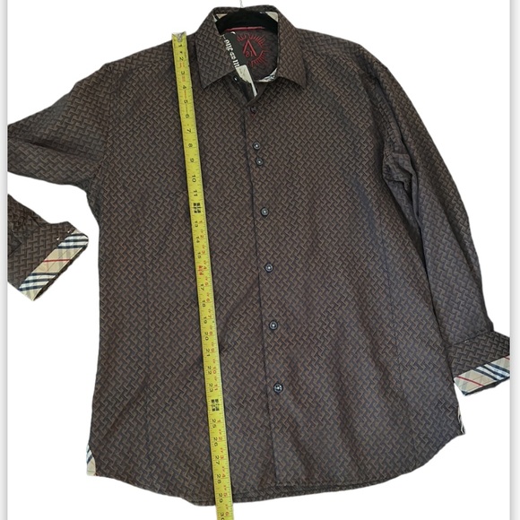 One Monarchy Mens stylish professional button up shirt Sz L NWT Brown Cuffed - Picture 10 of 10